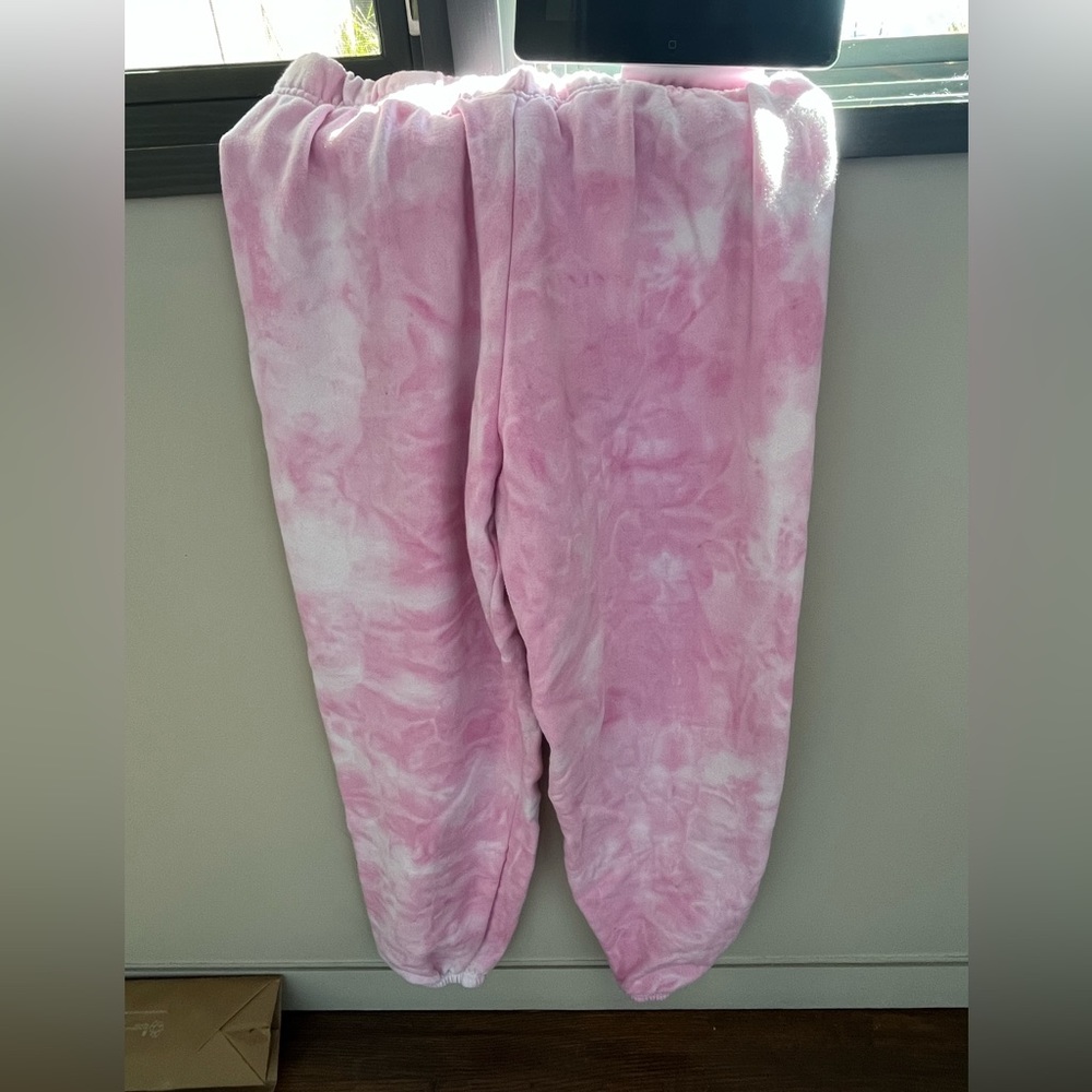 PacSun La pink tie dye sweatpants
